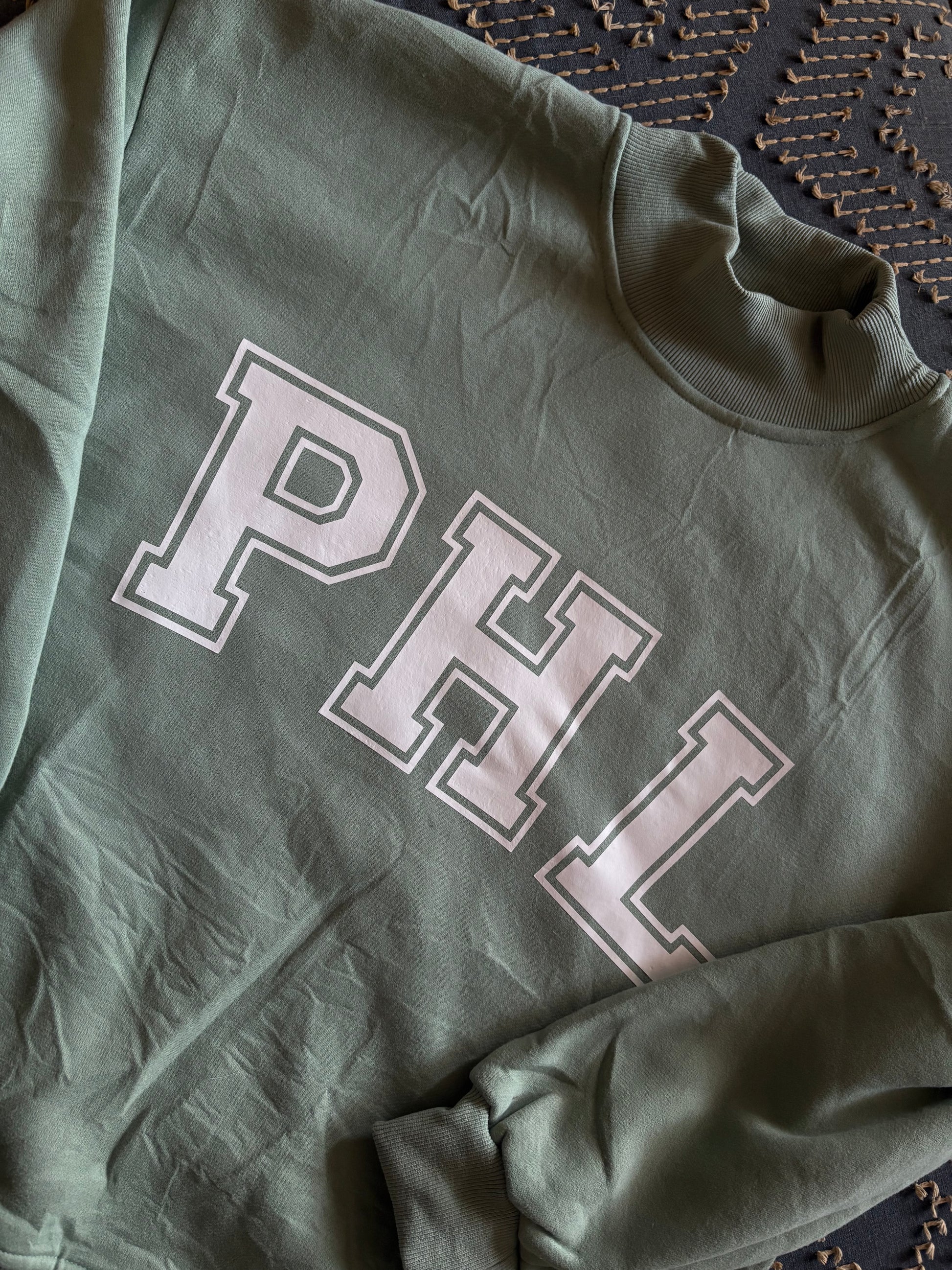 PHL Mockneck